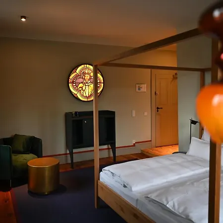 Alter Bischofshof فندق مبيت وإفطار 3*